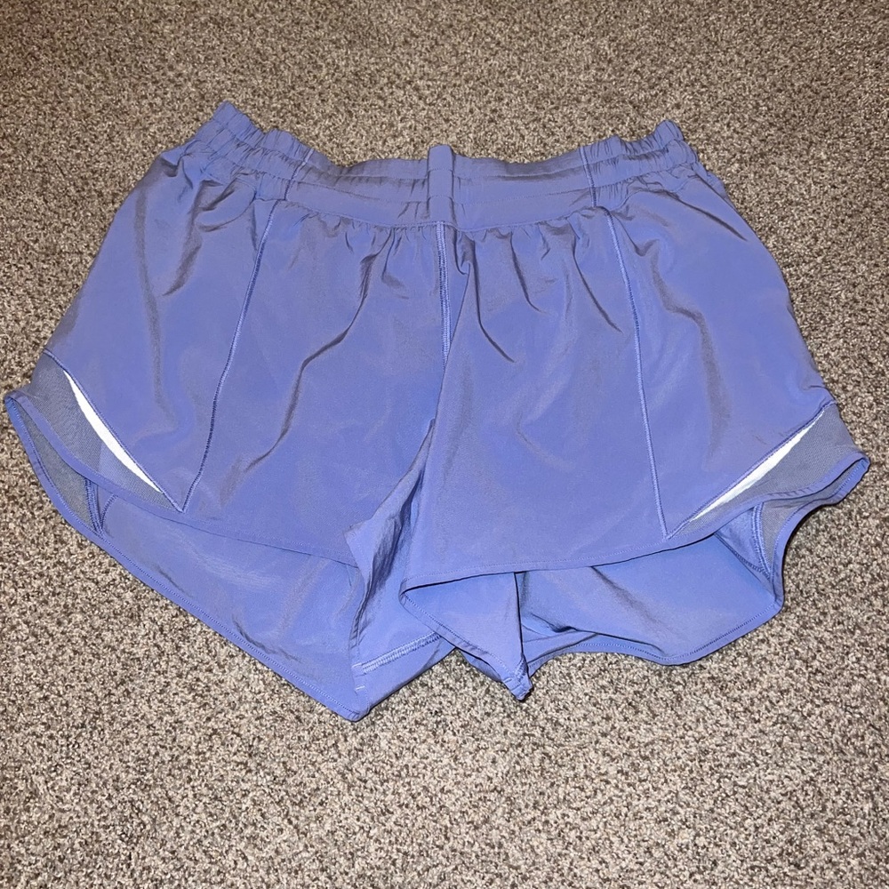 LULULEMON HOTTY HOT SHORTS